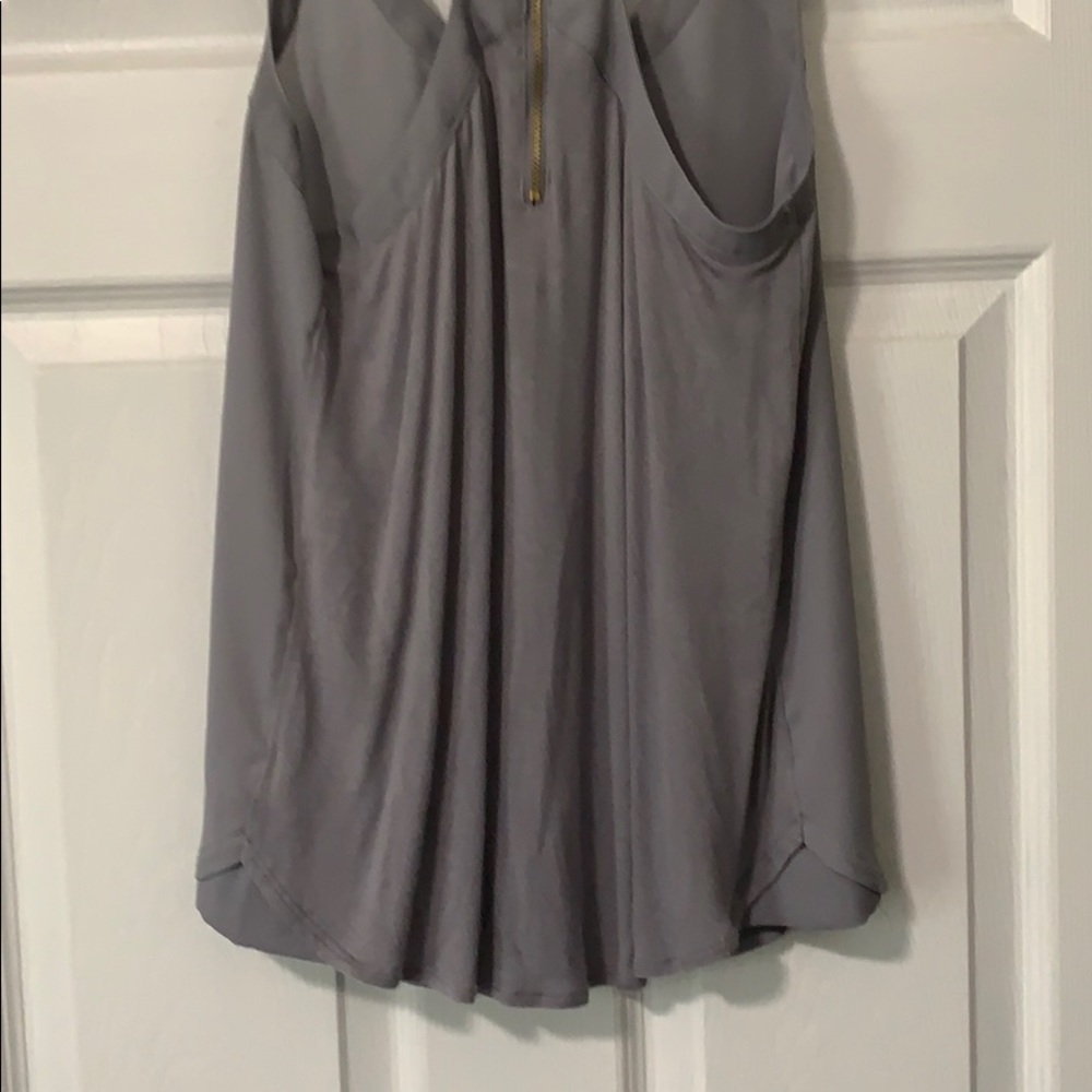 EXPRESS ZIPPER BACK TANK - Picture 5 of 5